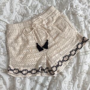 Zara High Waist Crochet Shorts in Cream and Black